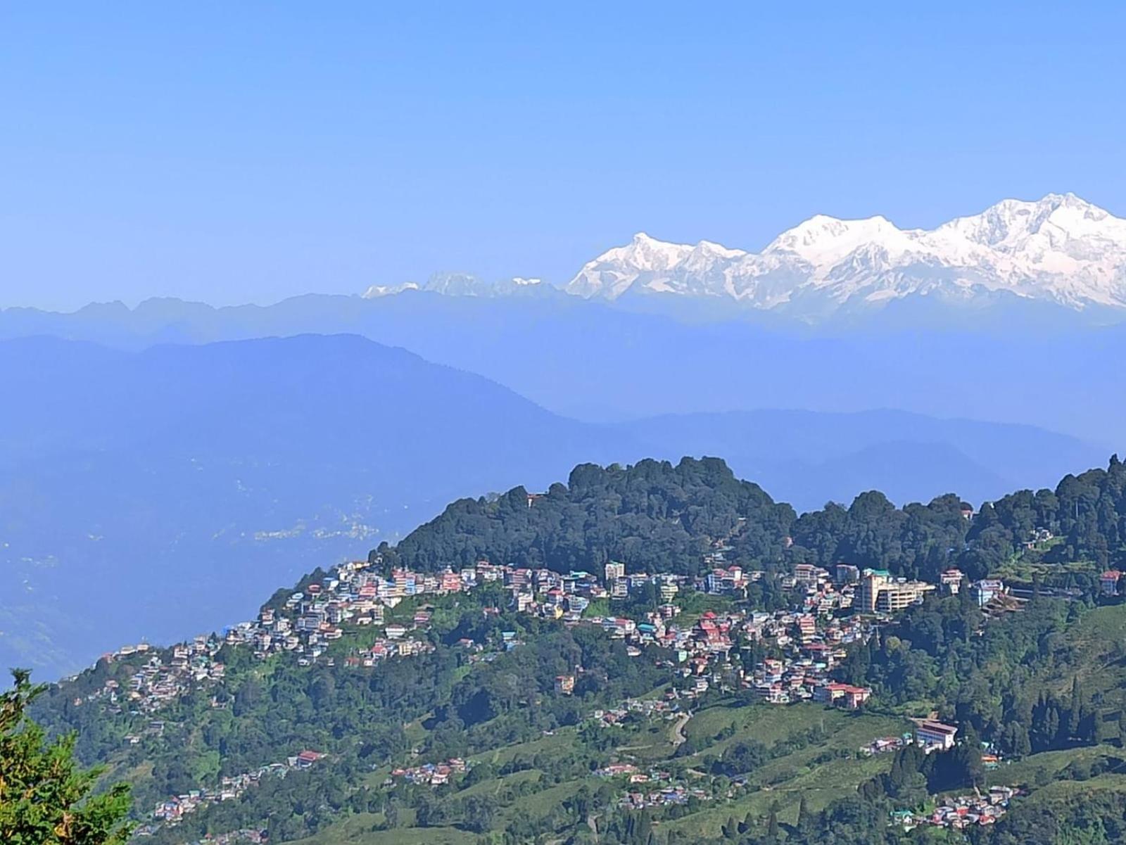 Q Saina Mapham Hotel Darjeeling  Buitenkant foto